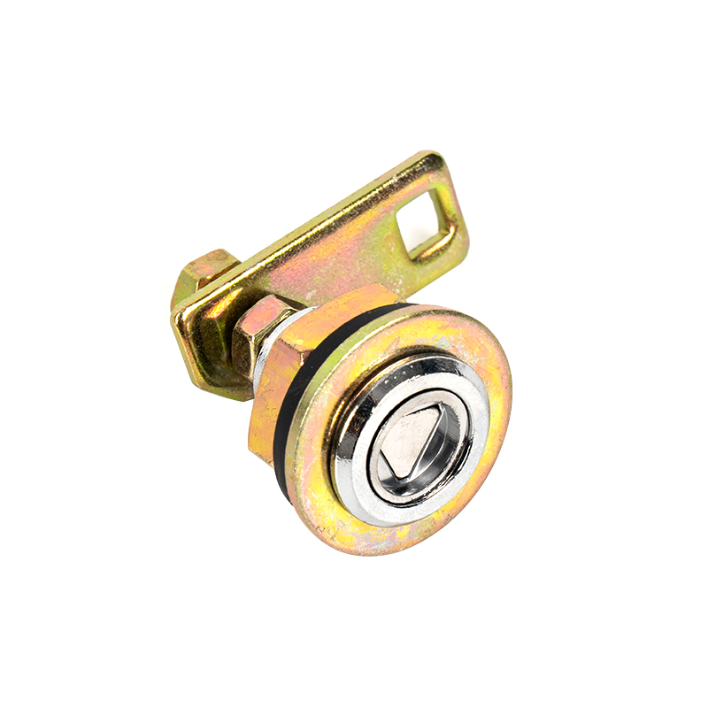 Serrure triangulaire d'ascenseur