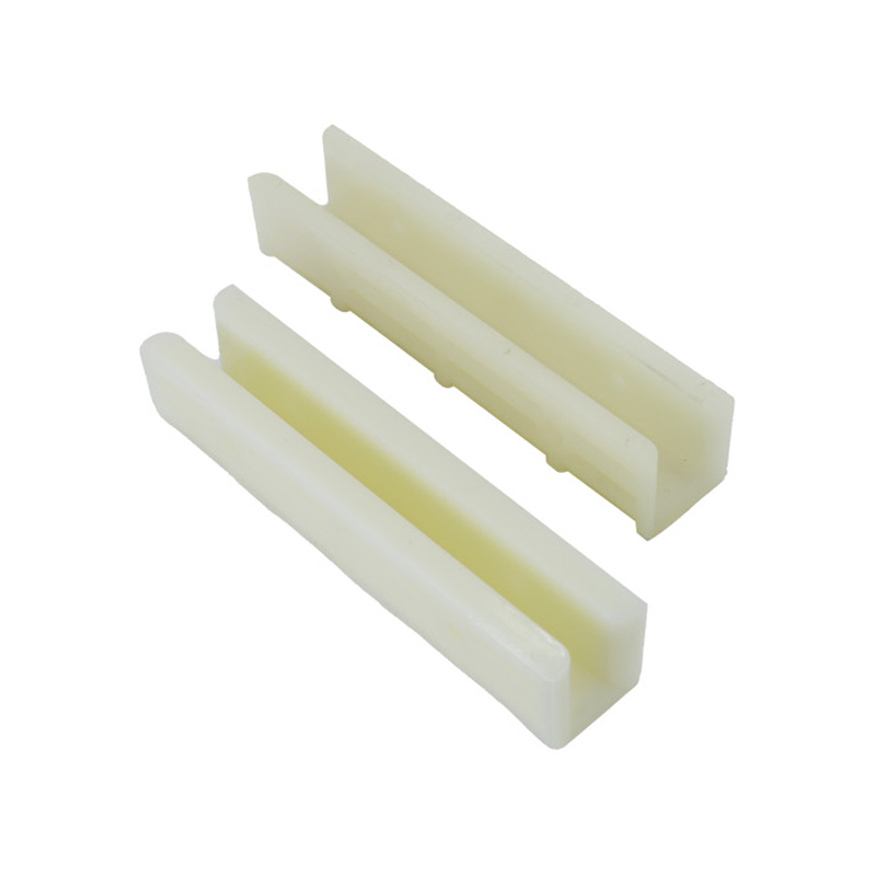 FKD-T002 121* (10/16) Doublure de coffre d'ascenseur